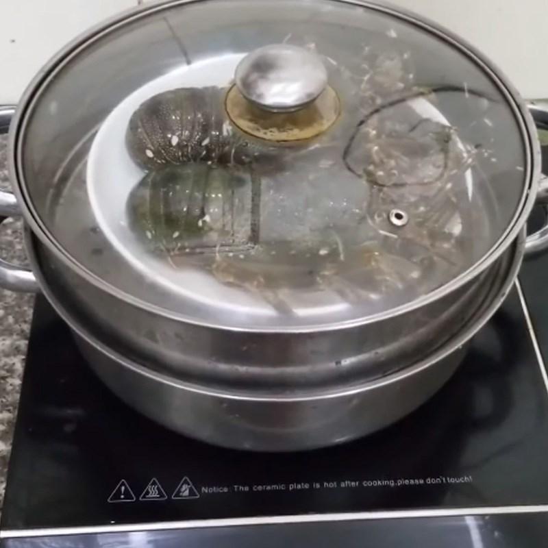 Tôm hùm hấp bia