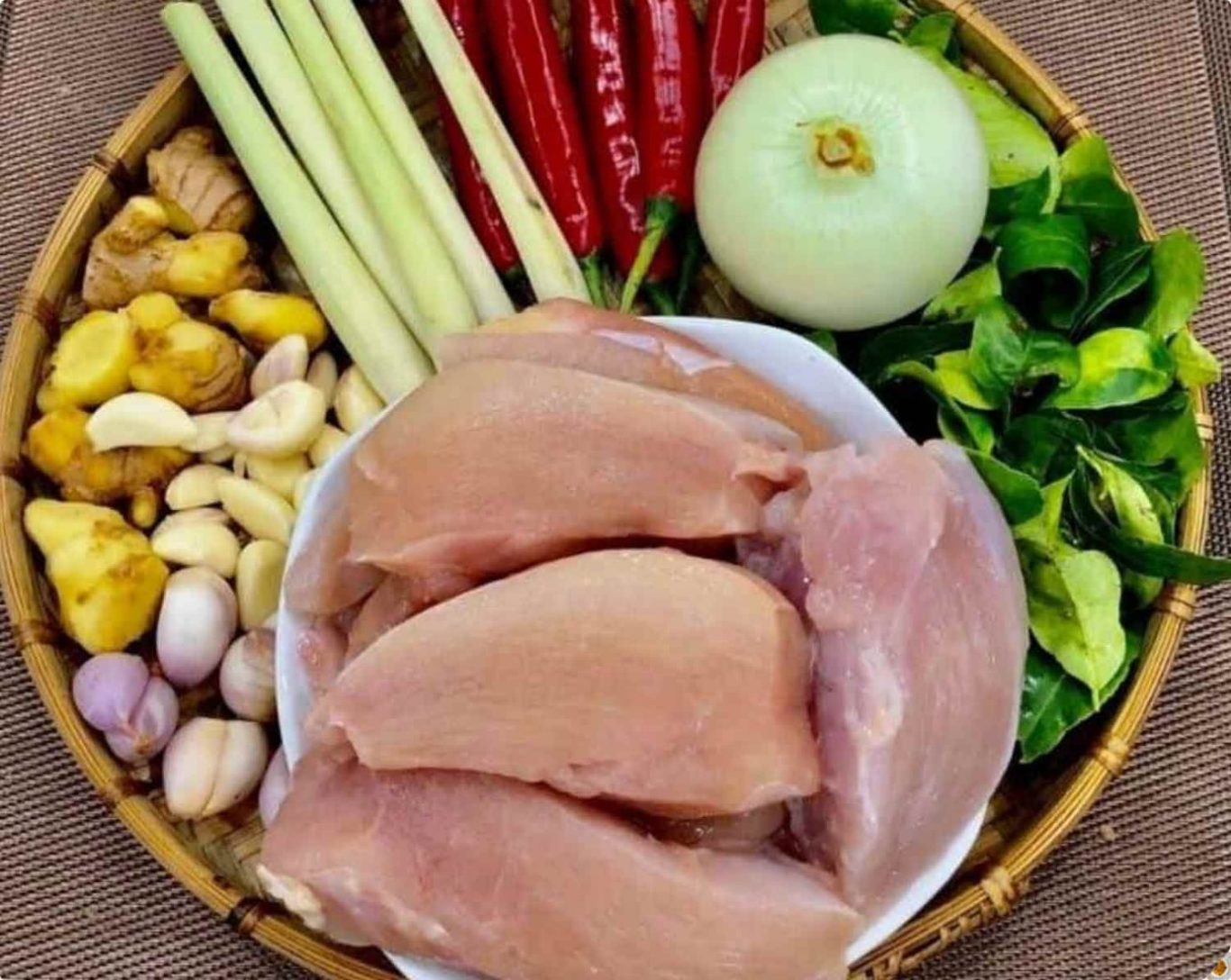 khô gà lá chanh
