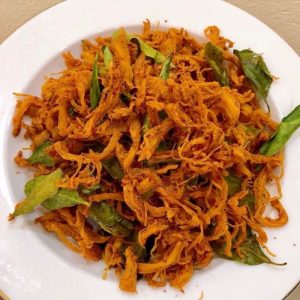 Cách làm khô gà lá chanh chuẩn thơm ngon, hương vị tuyệt vời