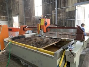 Gia Công Vật Liệu Bằng Tia Nước CNC – Ứng Dụng Đa Ngành